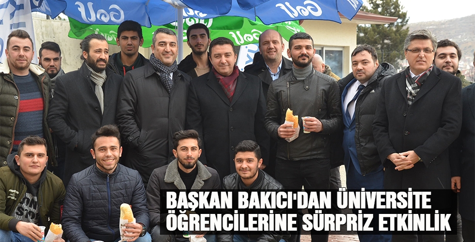 BAŞKAN BAKICI'DAN ÜNİVERSİTE ÖĞRENCİLERİNE SÜRPRİZ ETKİNLİK